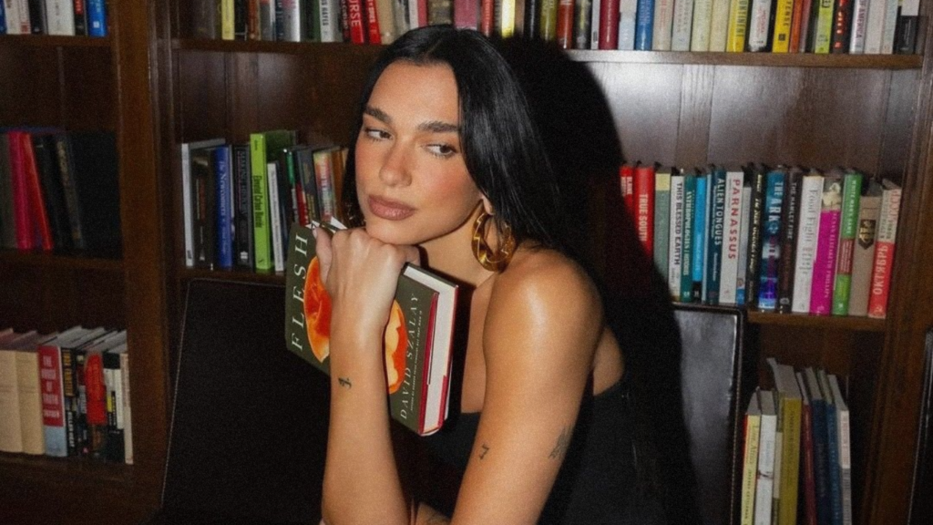 Entre páginas e playlists: os livros que conquistaram seus artistas favoritos